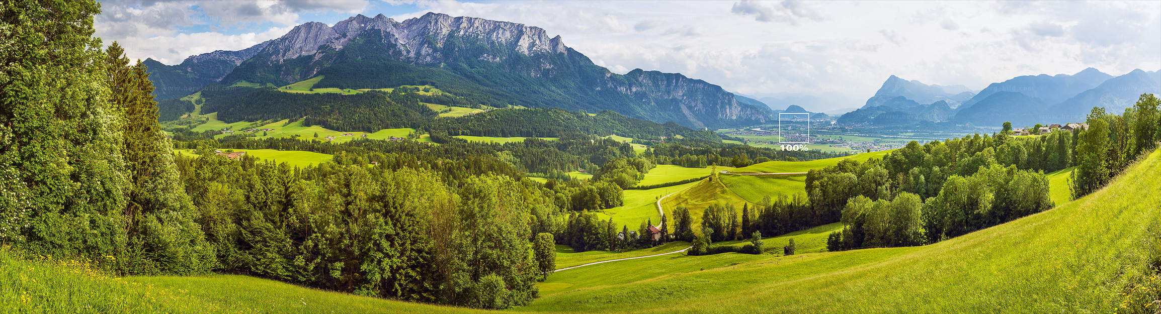Blick auf Kaisergebirge und Kufstein groß und hochauflösend